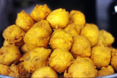 Hint atıştırmalıkları, batata vada, Mumbai, Maharashtra