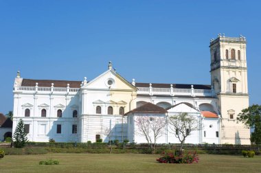Velha, Goa, Hindistan 'daki Toskana dorik katedrali. 