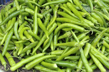 Hindistan 'da Panjim pazarında yeşil biber