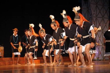 Arunachal Pradesh 'in rap dansı, Hindistan 