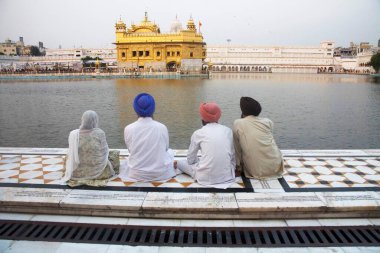 Hari Mandir Sahib 'in Altın Mimarı Mandir Altın Tapınağı, Amritsar, Punjab, Hindistan 