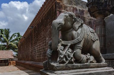 Madhukeshwara Tapınağı, Banavasi, efendi, uttara kannada, karnataka, Hindistan, Asya 