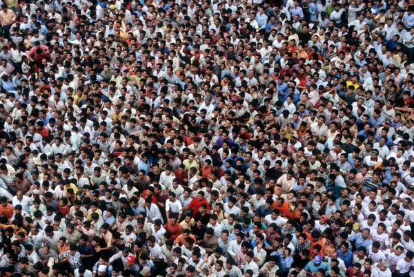 Gündüz kalabalık cadde, Hindistan 
