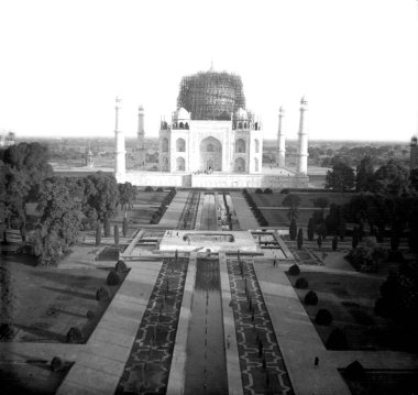 Tac Mahal, Agra, uttar pradesh 'in eski model fener kaydırağı.