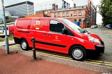 Royal Mail posta ücreti kırmızı minibüs, Liverpool, İngiltere, İngiltere, Birleşik Krallık 