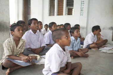 Açık Sınıfta Çocuklar, Tamil Nadu, Hindistan  