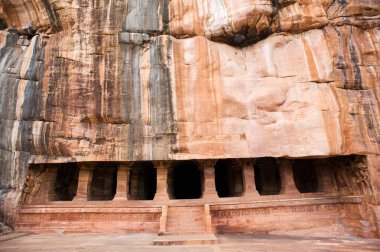 Vishnu, Badami, Bagalkot, Karnataka, Hindistan 'a adanmış mağara 