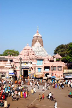 Tanrı Krishna, Baldev ve Subhadra 'ya adanmış Jagannathpuri tapınağı, Puri, Orissa, Hindistan 