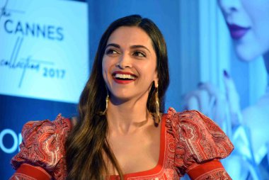 Deepika Padukone, Hint aktris, L 'Oreal Cannes Koleksiyon lansmanı, Mumbai, Hindistan, 5 Mayıs 2017 