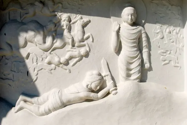 stock image Depicts scene Buddhas life emperor Ashoka appalled by bloody carnage converted to Buddhism and renounced violence, Peace Pagoda at Dhauli, Orissa, India 