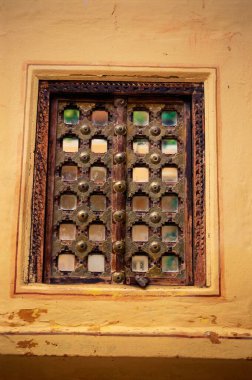 Samod Sarayı Penceresi, Samod, Jaipur, Rajasthan, Hindistan  