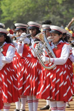 Kadın bandosu performansı, Hindistan 
