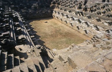 Güneş Tapınağı - M.S. 1027, Modhera, Gujarat, Hindistan