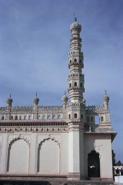 Srirangapatna, Karnataka, Hindistan, Asya 'daki Minaret ve tarihi Tipu Sultan Gumbaz 