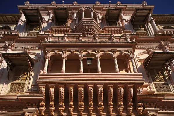 Heritage, yaşlı Shri Swaminarayan Mandir Lord Swaminarayan tarafından 9-1828 'de inşa edildi, Gadhda, Bhavnagar, Saurashtra, Gujarat, Hindistan 