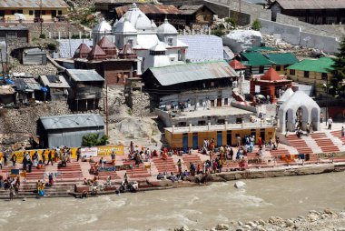 Bhagirathi Nehri ve Gangotri Tapınağı, Uttaranchal, Hindistan 