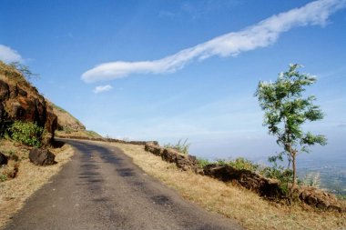 Simhgad yolu, Pune, Hindistan 