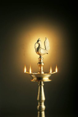 Pirinç Yağ Lambası, Samai