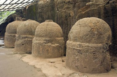 Stupas Bhaja Mağaraları, Malavali, Lonavala Pune, Maharashtra, Hindistan, Asya
