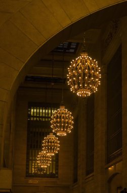 Grand Central Terminal iç avizeleri, New York City, ABD