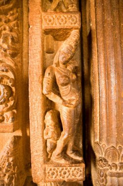 Durga tapınağındaki heykeller, Aihole, Bagalkot, Karnataka, Hindistan 
