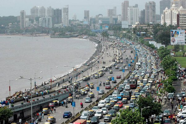 Traffic come to halt at Marine Drive during victory procession of Twenty 20 team ; Bombay Mumbai ; Maharashtra ; India