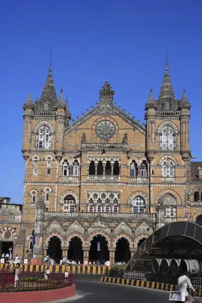 Chhatrapati Shivaji Terminus (eski Victoria Terminus) 1878 ve 1888 Hint Tren İstasyonu; Bombay Mumbai; Maharashtra; Hindistan UNESCO World Heritag