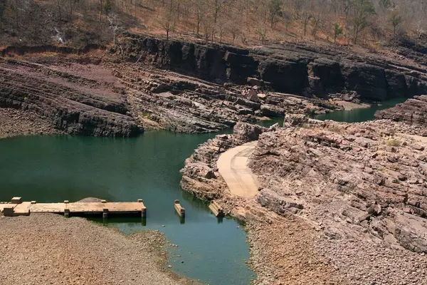 Stock image Stony shores of Narmada river in Khandwa district in Madhya Pradesh, India 