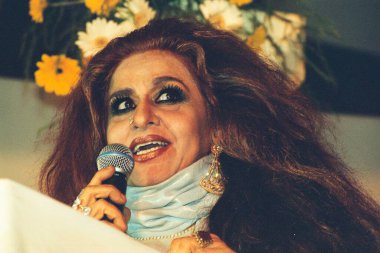 Shainaz Hussain, Shahnaz Bitkilerinin Genel Müdürü.  