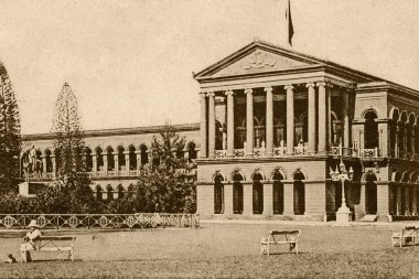 Eski hükümet binası şimdi yüksek mahkeme, Bangalore, Karnataka, Hindistan