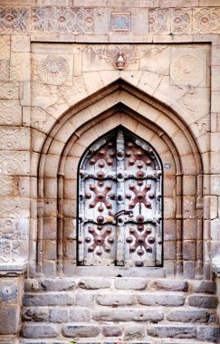 Mihtar Mahal Camii, Bijapur, Karnataka, Hindistan kapısı. 