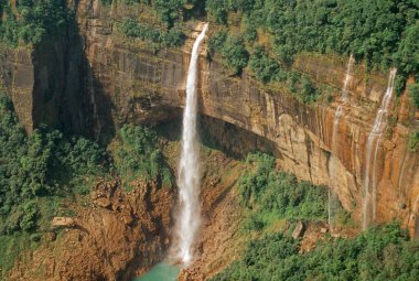 Nohakali Kai Falls, Cherrapunji, Meghalaya, Hindistan