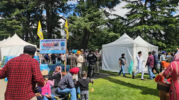 SACRAMENTO. California 'da. ABD. 03.31.2024. Bağlayıcı olmayan Khalistan Referandumu için binlerce kişi Sacramento 'da toplandı. Başkent Müzesi. 