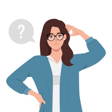 Genç esmer kadın başını kaşıyordu. Kafası karışmış, saçlarını kazıyan, şüphe duyan ya da tereddüt eden bir kız. Düz Vektör Resimleri Beyaz Arkaplanda İzole Edildi
