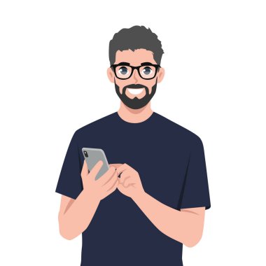 Genç adam elinde tutuyor ve akıllı bir telefonla daktilo yazıyor. Düz vektör çizimi beyaz arkaplanda izole edildi