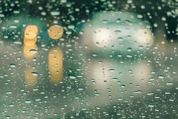 Regenstauf Unscharfe Form Des Autos Mit Scheinwerfern Aus Der Mit — Stockfoto