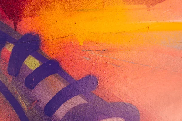 페인트를칠 구멍을 흐르는 페인트 페인트 광선의 줄무늬 — 스톡 사진