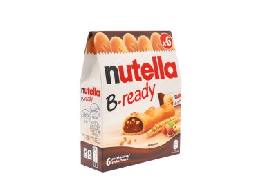 Roma, İtalya. 16 Aralık 2023 'te. Nutella B-hazır 6 paket beyaz arka planda izole edildi. Ferrero SpA, İtalyan markalı çikolata ve şekerleme üreticisi..