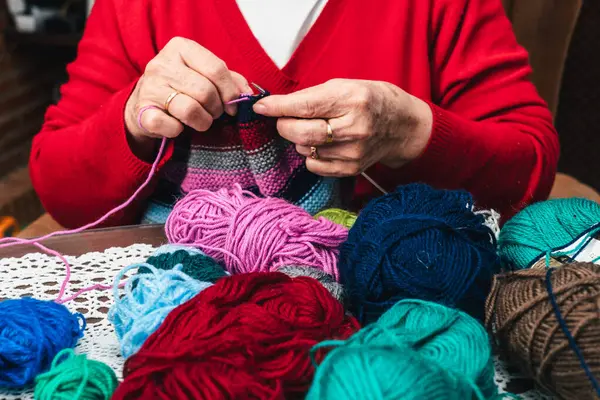 Horizontal Photo Balls Wool Hands Senior Woman Sewing Piece Clothing — Stock Photo, Image