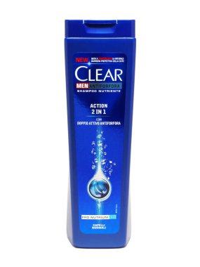 Roma, İtalya - 15 Haziran 2015 'te. Clear Men Şampuanı 1 'de 2.