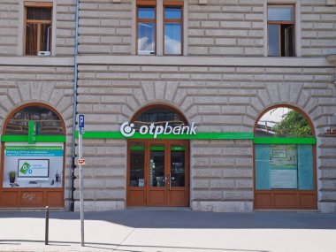 BUDAPEST, HUNGARY - 14 Ağustos 2019. Budapeşte 'deki OTP Banka Ajansı
