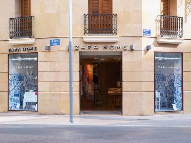 VALENCIA, İspanya - 3 Mart 2016. Valencia 'daki Zara Home mağazası.