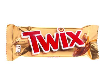 BUCHAREST, Roma - 15 HAZİRAN 2015. Beyaz üzerine izole edilmiş çikolata.