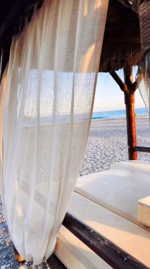 Deniz sahilinde yaz tatili.