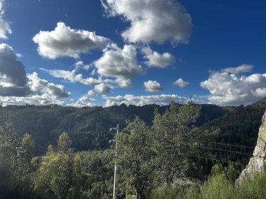 Dağların güzel manzarası