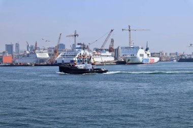 Napoli, Campania, İtalya - 12 Mayıs 2022: Hidrofolyo limanı