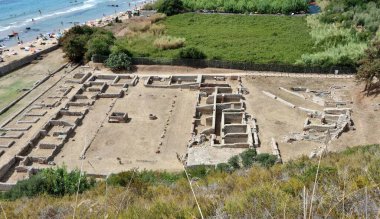 Sperlonga, Lazio, İtalya 5 Eylül 2021: Tiberius Villa 'sının kalıntıları Ulysses Yolu' ndan