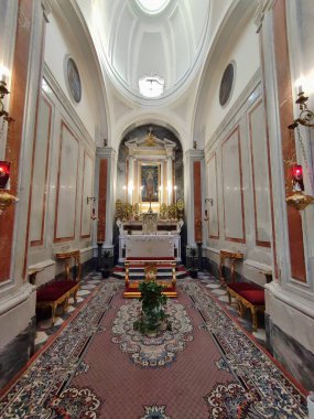 Ischia, Campania, İtalya 13 Mayıs 2022: 18. yüzyıl Santa Maria Assunta Katedrali, Via Mazzella Kilisesi