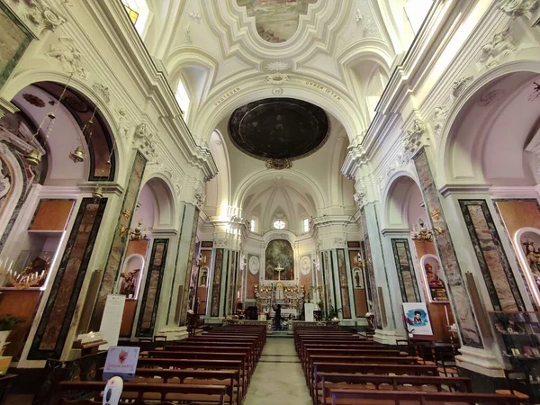 2022年5月13日 意大利坎帕尼亚 伊斯奇亚 18世纪圣灵教堂在马兹拉街的内部 — 图库照片