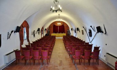 Scilla, Calabria, İtalya 13 Haziran 2021: Castello Ruffo Konferans Odası